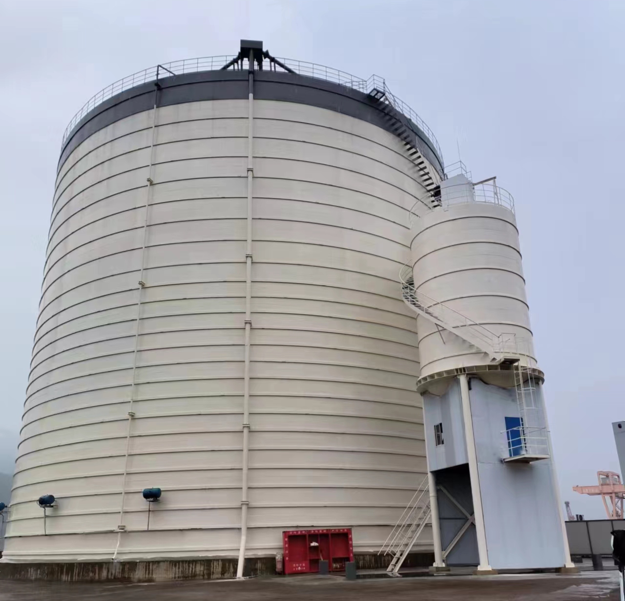 清城10万吨水泥钢板库